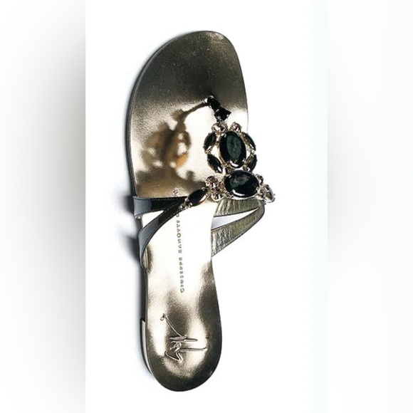 Giuseppe Zanotti Shoes - Giuseppe Zanotti Design Bejeweled Rhinestone Thong Flat Sandals Size 38- 7.5
